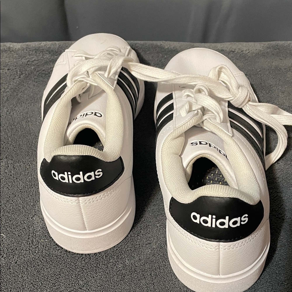 Adidas Classic White and Black Striped Sneakers - Picture 2 of 5